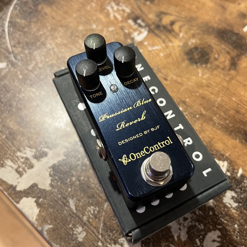 One Control Prussian Blue Reverbの画像